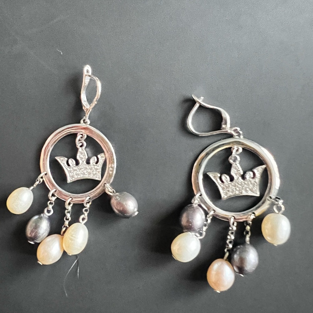 Elegant Silver Crown Earrings with Pearls